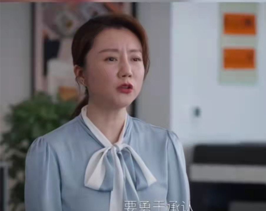 爱马仕|相逢时节：陈昕儿背35万的爱马仕包包上班，却为何不被同事待见？