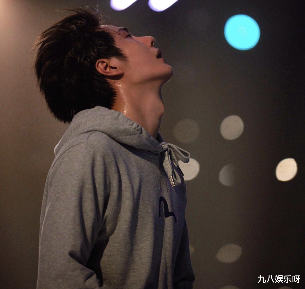 王一博|《街舞5》总决赛:王一博热度断层第一,刘雨昕两场舞台备受期待