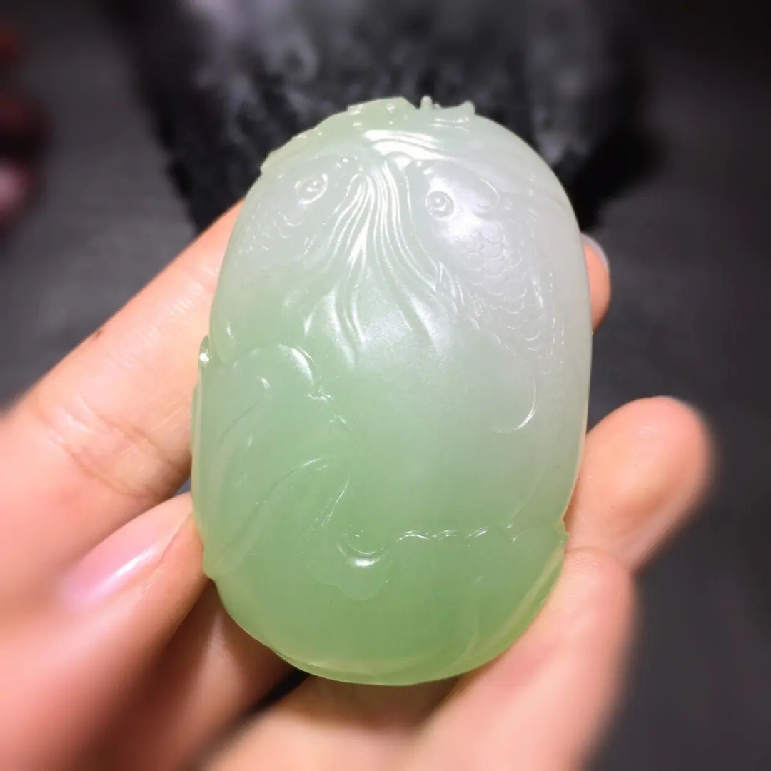 翡翠|和田玉与翡翠,谁更好?