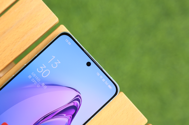 oppo reno|追溯绿厂的经典自拍手机，IMX709增强版登峰造极？只为了拍得更好