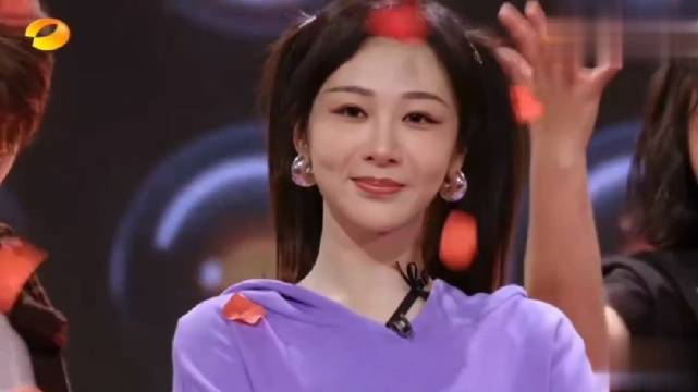 杨紫|杨紫全新微博名上线,粉丝全体一起改id了~