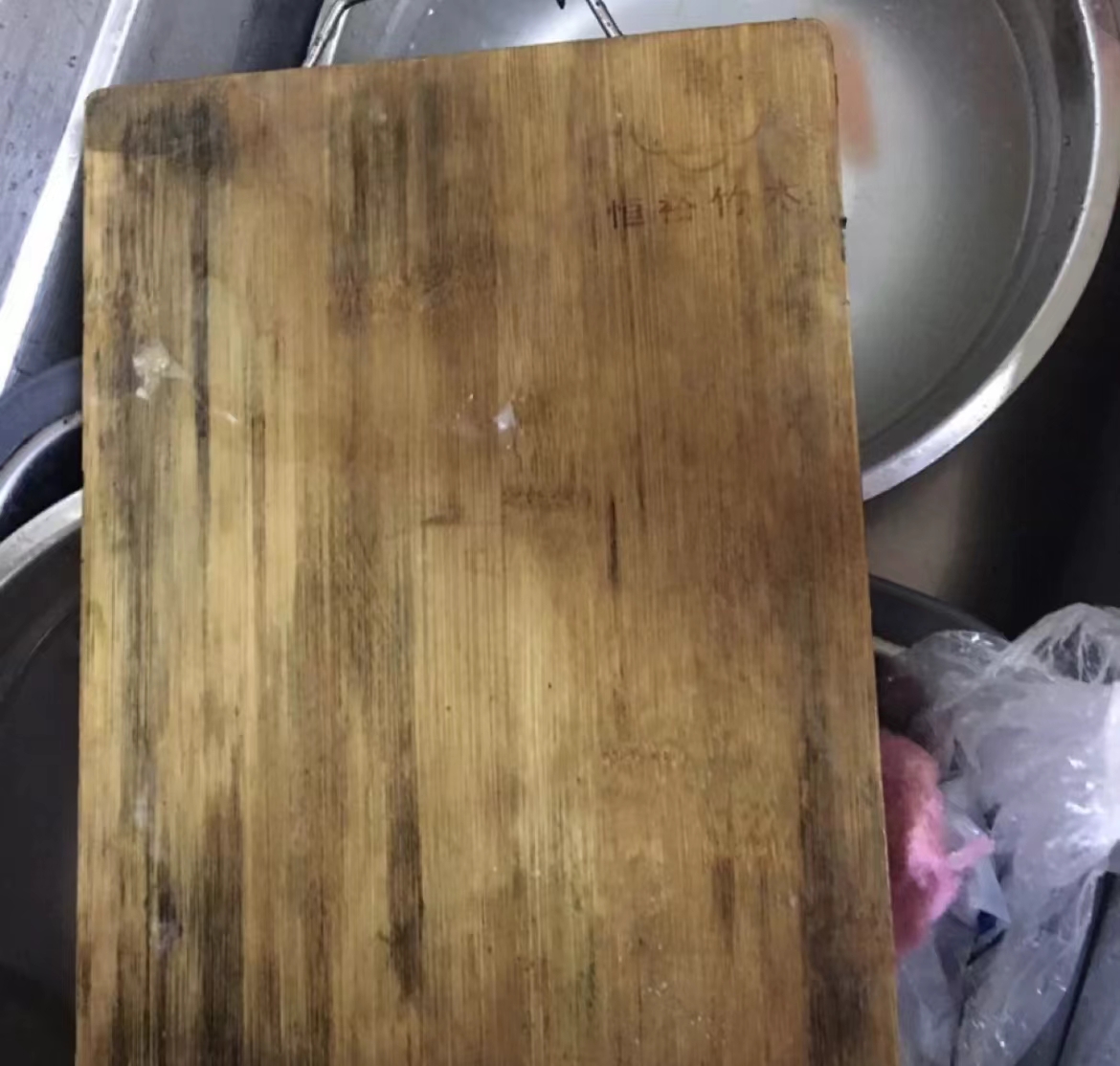 断舍离清单已列齐,年底大扫除照着扔就行,让家回归清爽干净