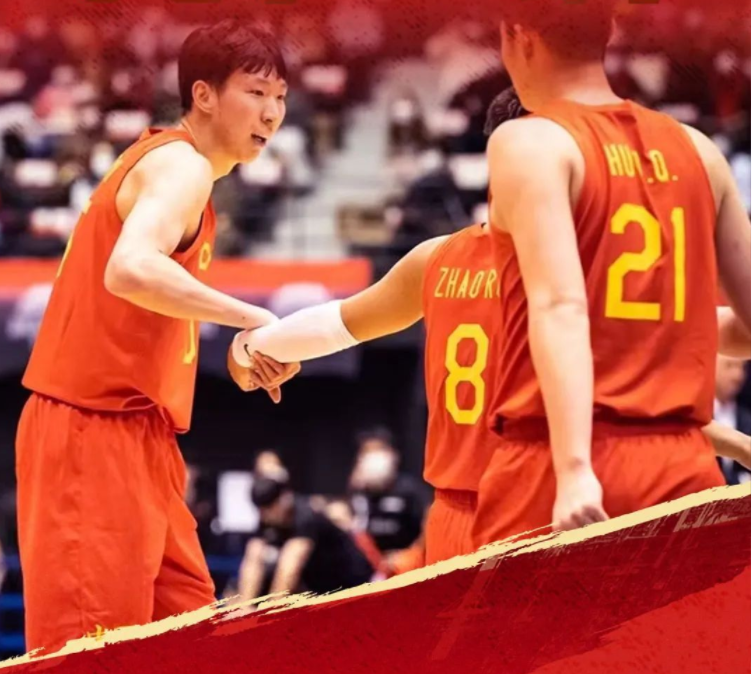 山东男篮|周琦飞回国内，余嘉豪家庭身高世界第一，山东男篮将集结！