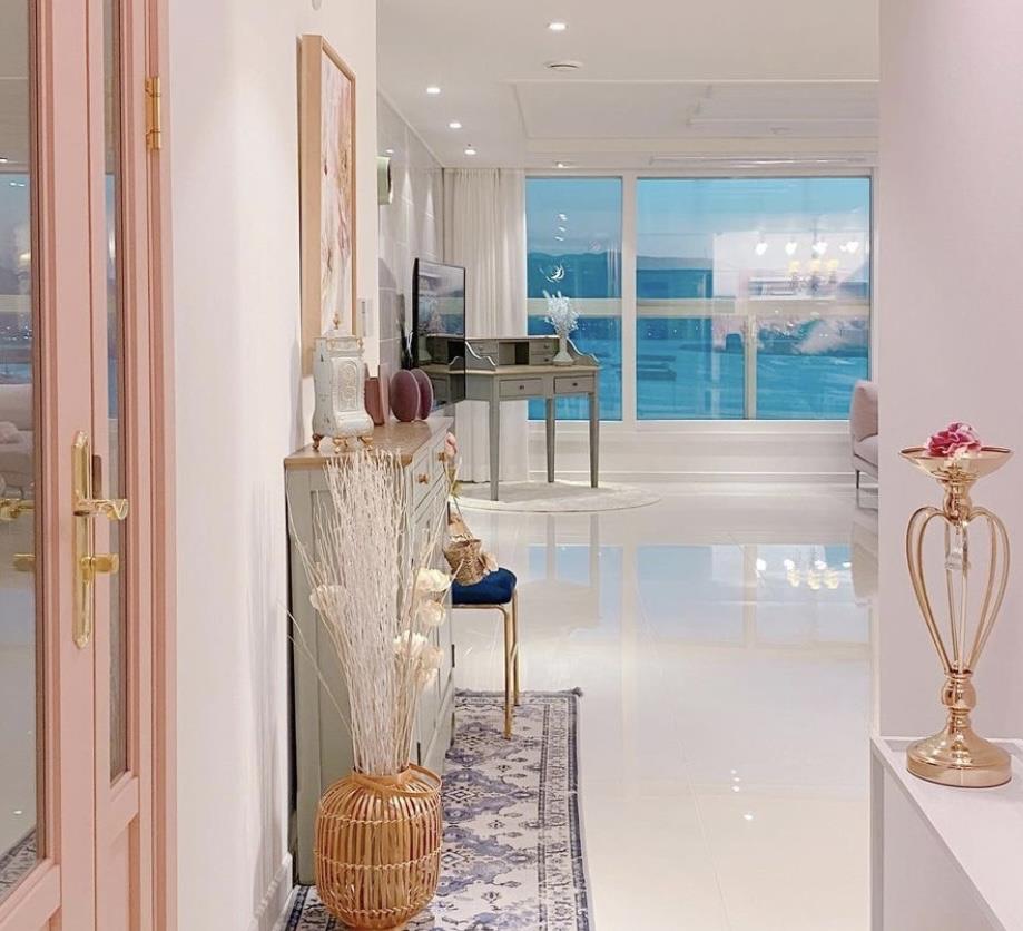 韩主妇晒145㎡“治愈系”之家:全屋精致唯美,一家三口超有爱!