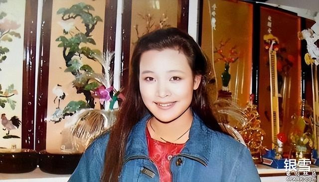 陈冲:我一生获奖无数,曾弃养双胞胎养女,如今亲生女儿哈佛毕业