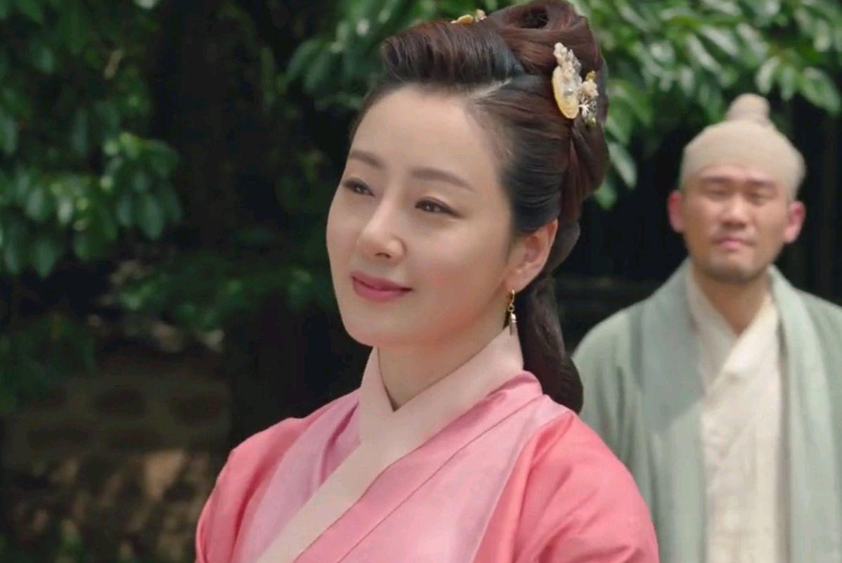 还魂|物非人非，《还魂》第二季开播，第1集剧情很跳脱，不容易适应