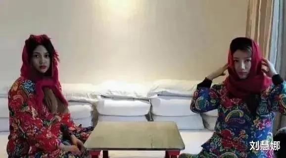 有些东北人全家睡在一个炕上,两口子不尴尬吗?东北人告诉你