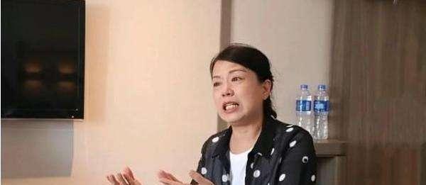 |田静终于更新视频,许家妮妮祭拜父亲,许妈坚定查找真相!