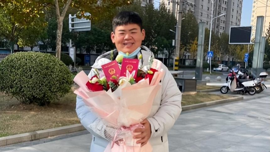 |网红王浩楠被曝离婚，妻子发声怒斥，称其与训练营女学员早已同居