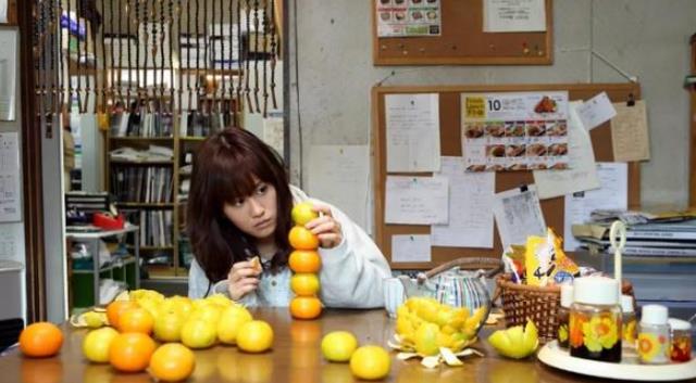 深圳市|深圳街头又现“流浪女大学生”,长相清秀且衣着干净,但从不工作