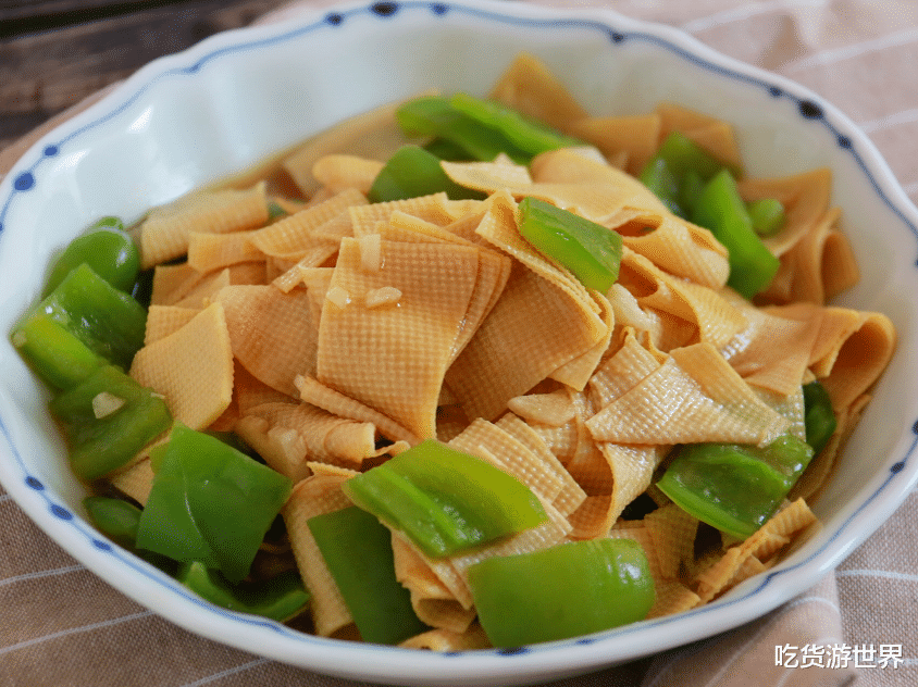 中老年人|吃牛肉壮身体？建议中老年人：别心疼钱，多吃4样，营养高好消化