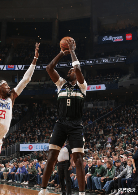 篮网队|NBA该管管了！为了不想打篮网，34分惨败+狂丢153分，轮休6主力演戏