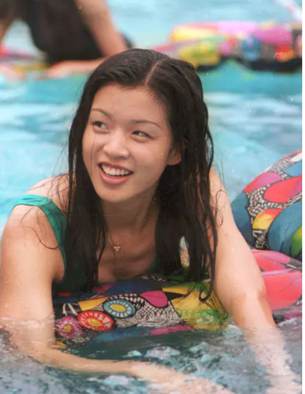 张艺谋|2001年,张艺谋和王海珍两个人在澳洲共进晚餐后,两人一夜都没有再出门。