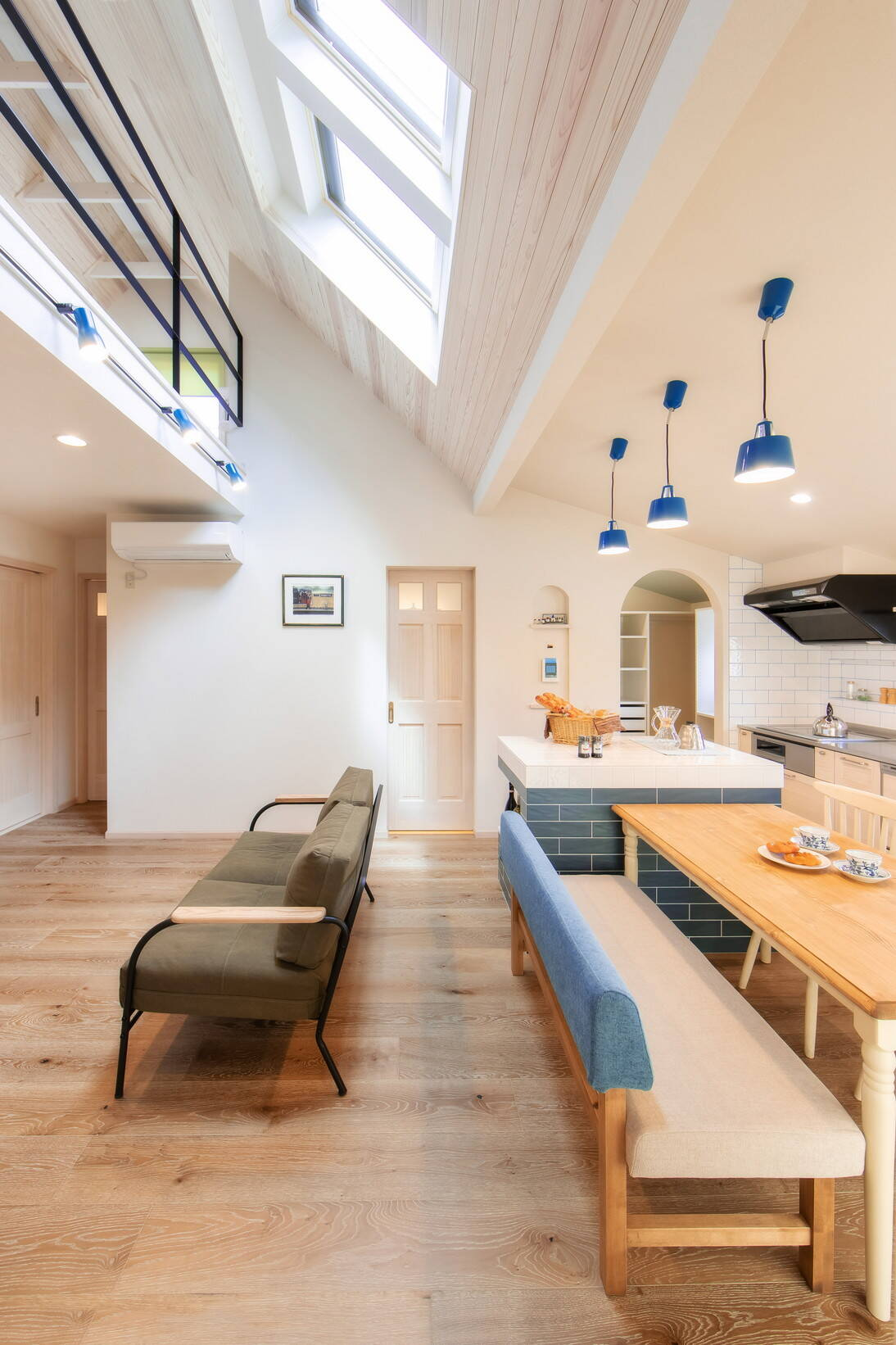 日本一户建就是“任性”,装完旁边圈院子,加建阁楼又多了2间房