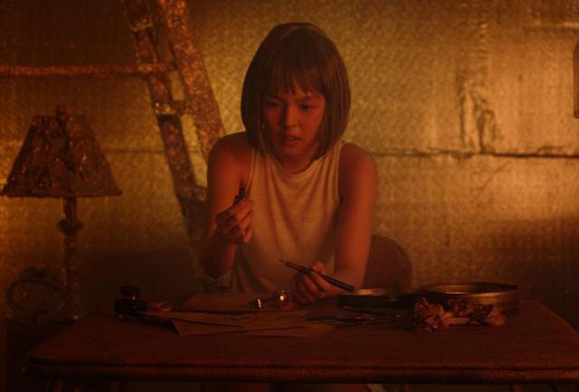 美容 哈文陪女儿试镜,法图麦银幕处女作曝光,短发出镜身高超1米7