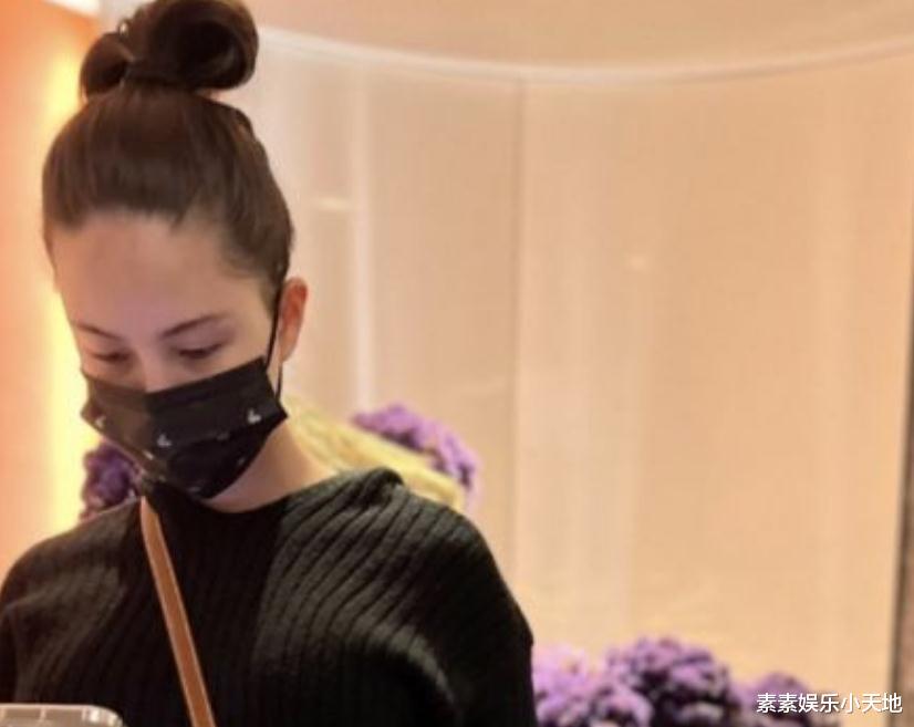 昆凌|昆凌怀孕6个月，周杰伦带她逛街，挺着大肚子的昆凌孕样十足