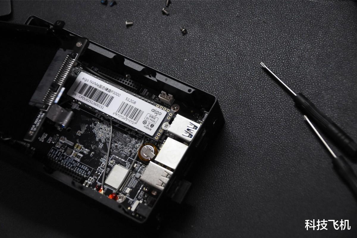 极客|新一代娱乐主机,多系统支持开源,Station P2极客主机评测