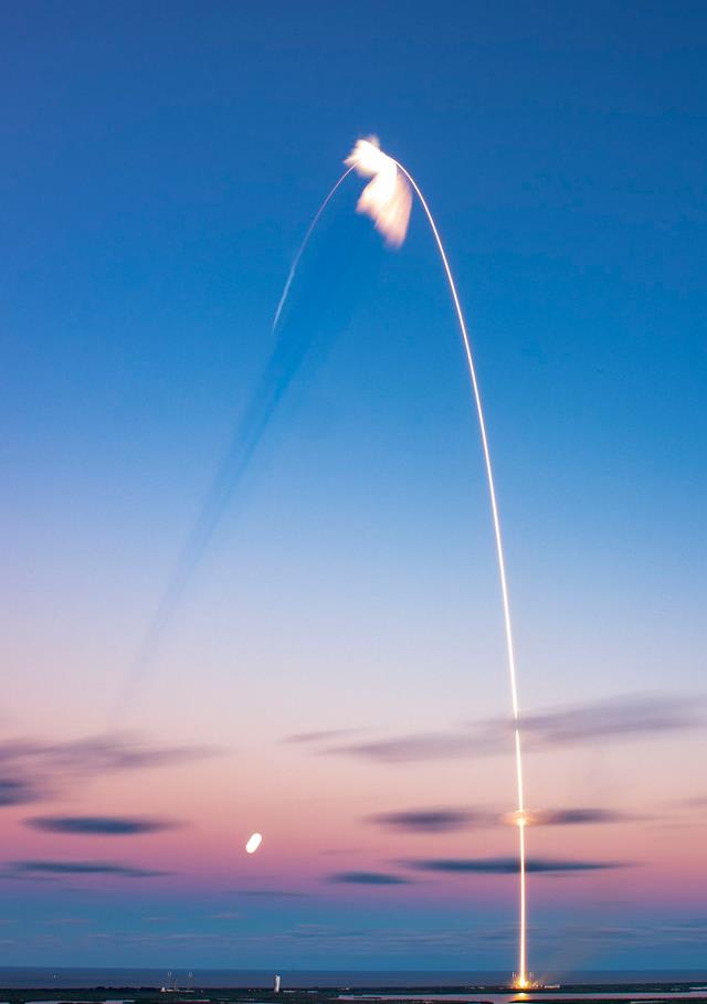 问题解决后,SpaceX猎鹰9号火箭B1060第14次出征,成功一箭双星