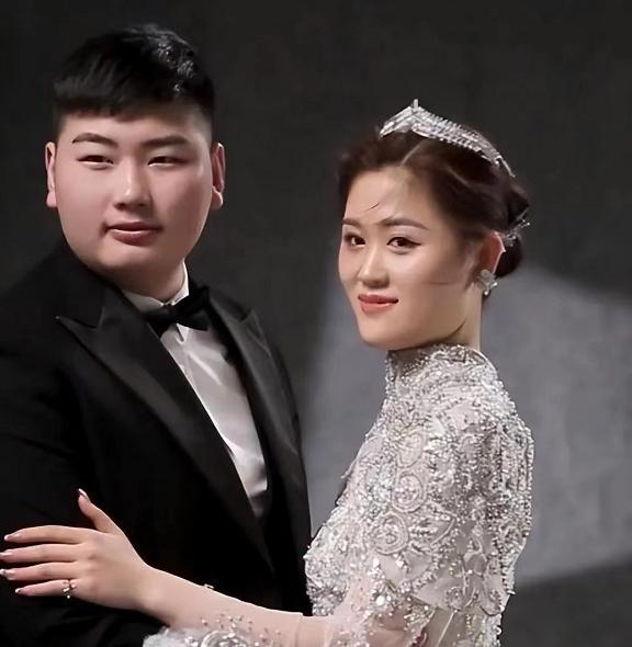 陈萌|朱小伟在健身房疯狂减肥,陈萌却身穿短裤跳舞,网友:又是图钱的