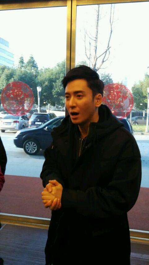 赵丽颖|他是运气最好的“农民工”，只因长相太帅，从工地搬砖到改行演戏