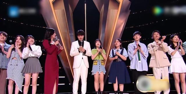 李荣浩|《好声音》中秋晚会变李荣浩师生专场，今年冠军很有可能在他战队