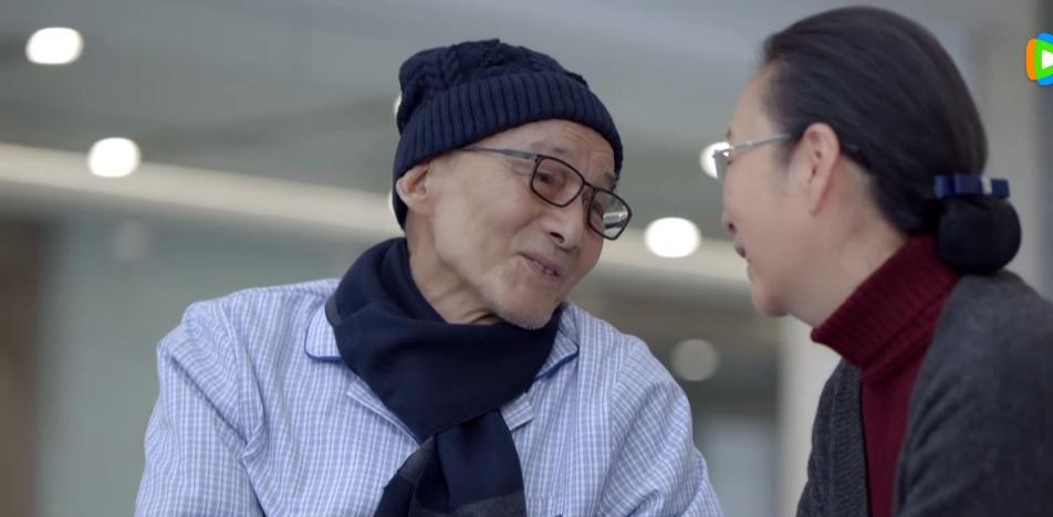 杨幂|《谢谢你医生》首播！白宇用力过猛，杨幂磨皮滤镜重，不如老戏骨