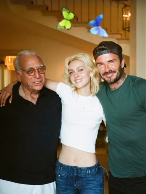 贝克汉姆|贝克汉姆分享长子即将结婚喜讯,与爸爸及岳父试穿礼服合影心情好