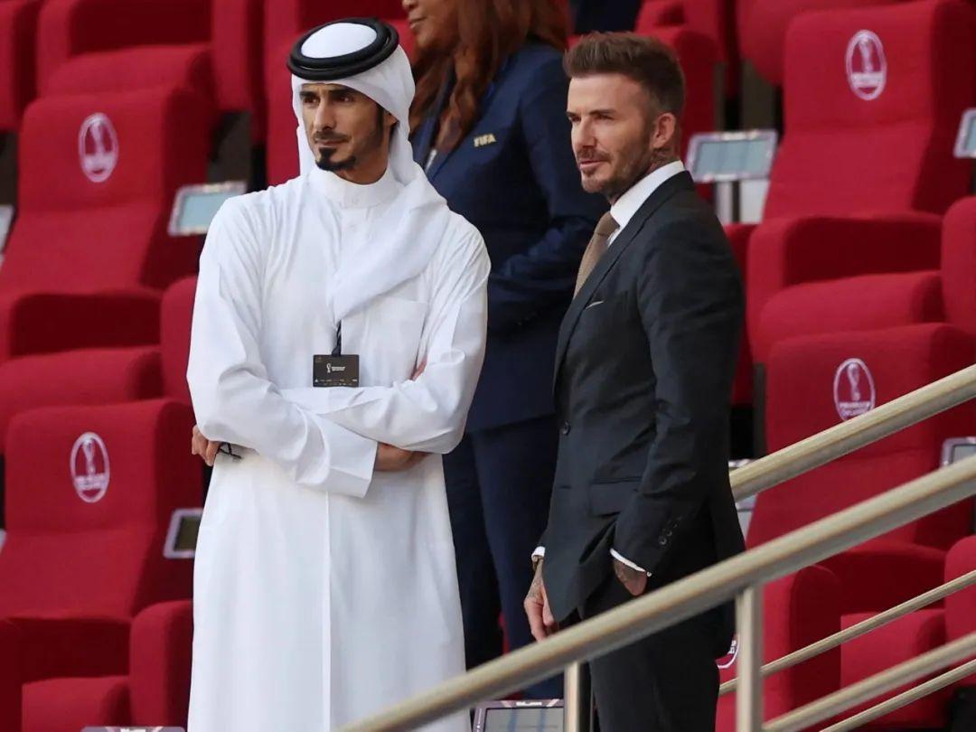 表情包|爆上热搜，的卡塔尔王子，现实私照长这样？网友：这么看觉得他好穷…