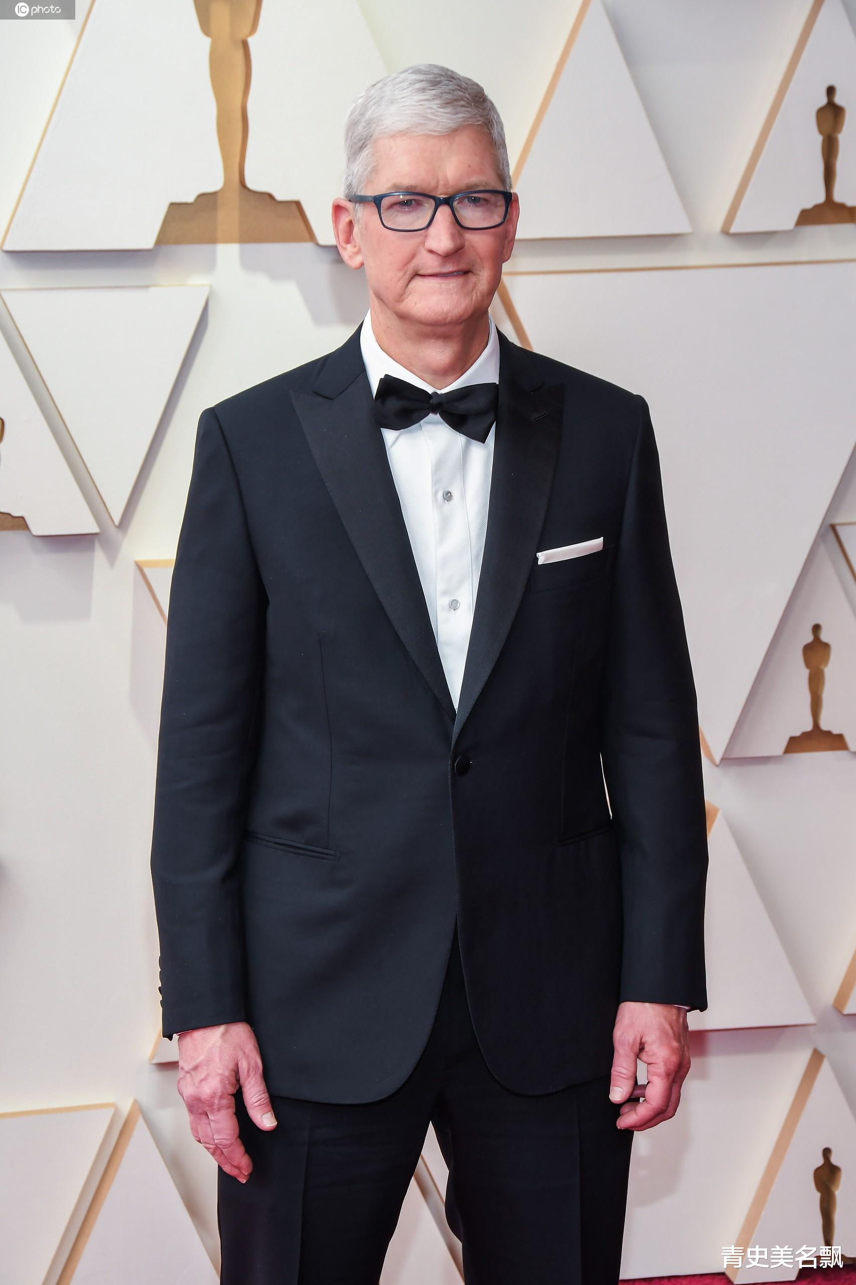 妮可·基德曼|众星亮相第94届奥斯卡红毯,妮可·基德曼淡雅温柔,暮光女显冷艳