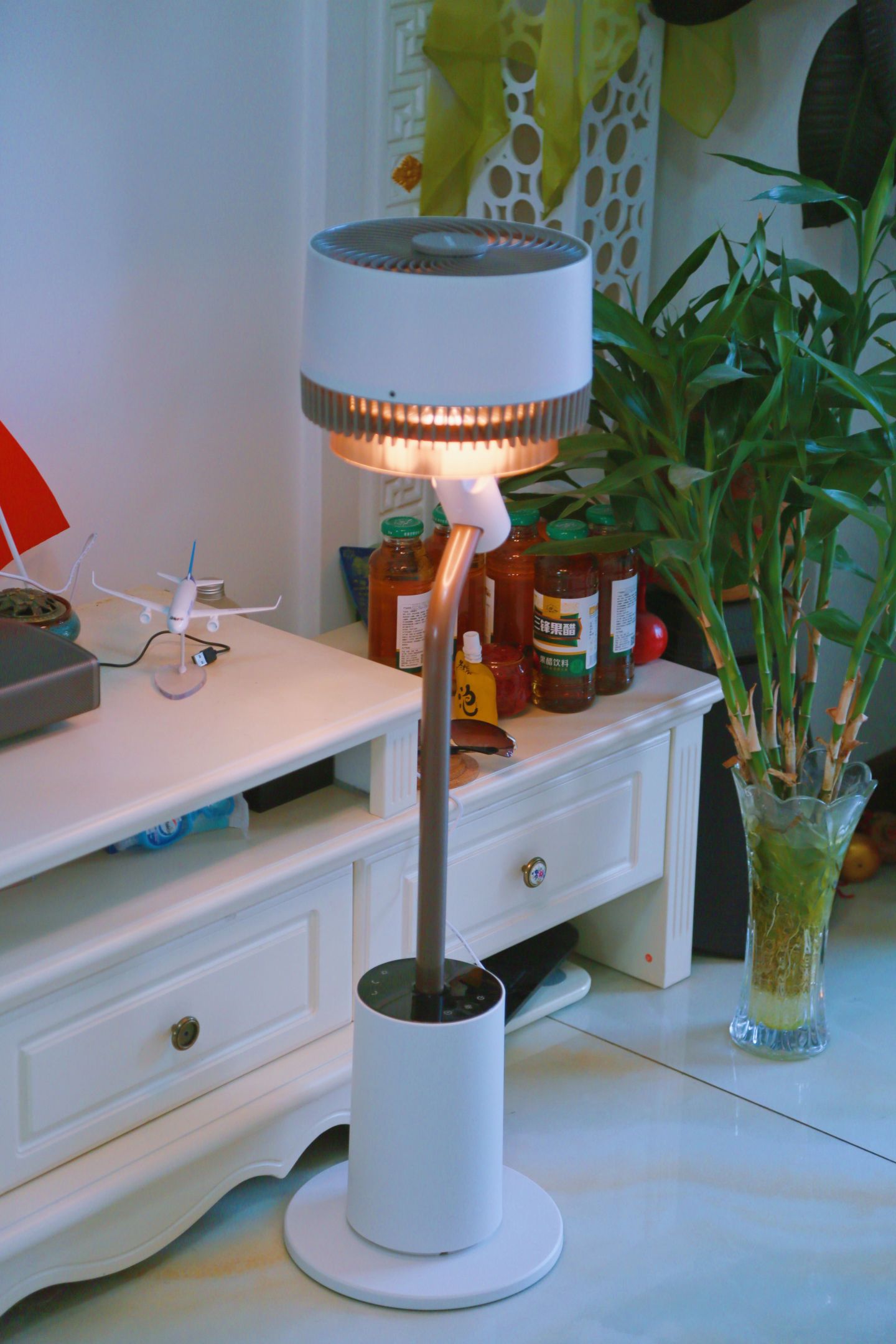 大宇落地灯循环风扇,改善室内微气候