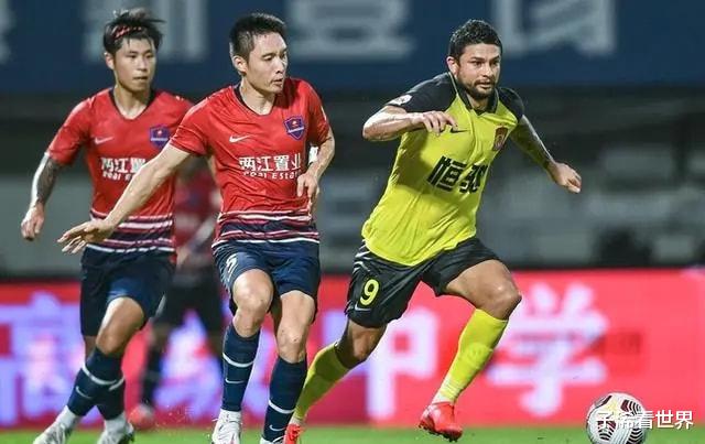 中超|下午4点! 广东媒体最新报道引爆争议，球迷吐槽：中超干脆停摆算了