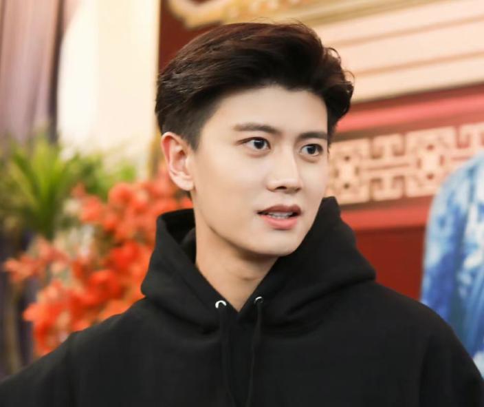 武庚纪|任嘉伦本月进组,《武庚纪》导演卡点发文辟谣,女主人选有变动