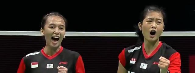 中国队|4强基本稳了！中国队再拿1分2-0，凡尘组合单局大逆转，2-0拿下