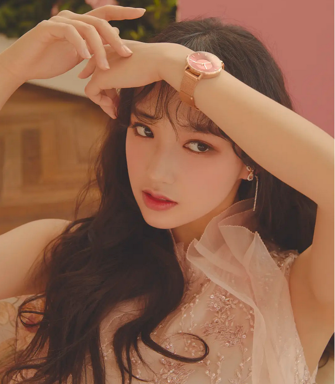 当红女星|十大从女团歌手转型的当红女星！这些美女太性感惊艳了