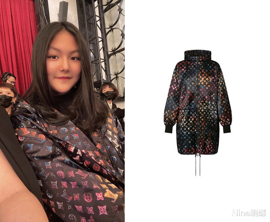 穿衣搭配|李湘母女豪宅做蛋糕，13岁女儿穿卫衣戴上万手链，吃蛋糕模样比妈还有范