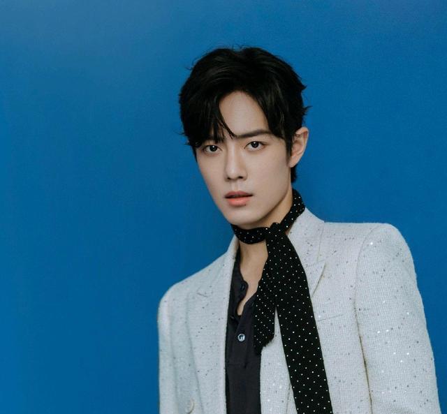 赵丽颖|《中国娱乐网》推荐余生夫妇,还发布“九宫格”海报,等肖战官宣