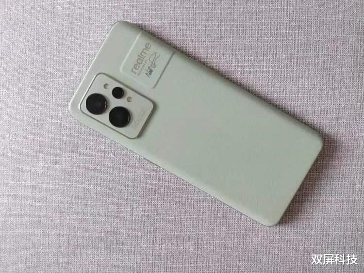 红米手机|顶级2K屏+骁龙8Gen1+50MP双主摄，跌至3299元，高端机天花板！