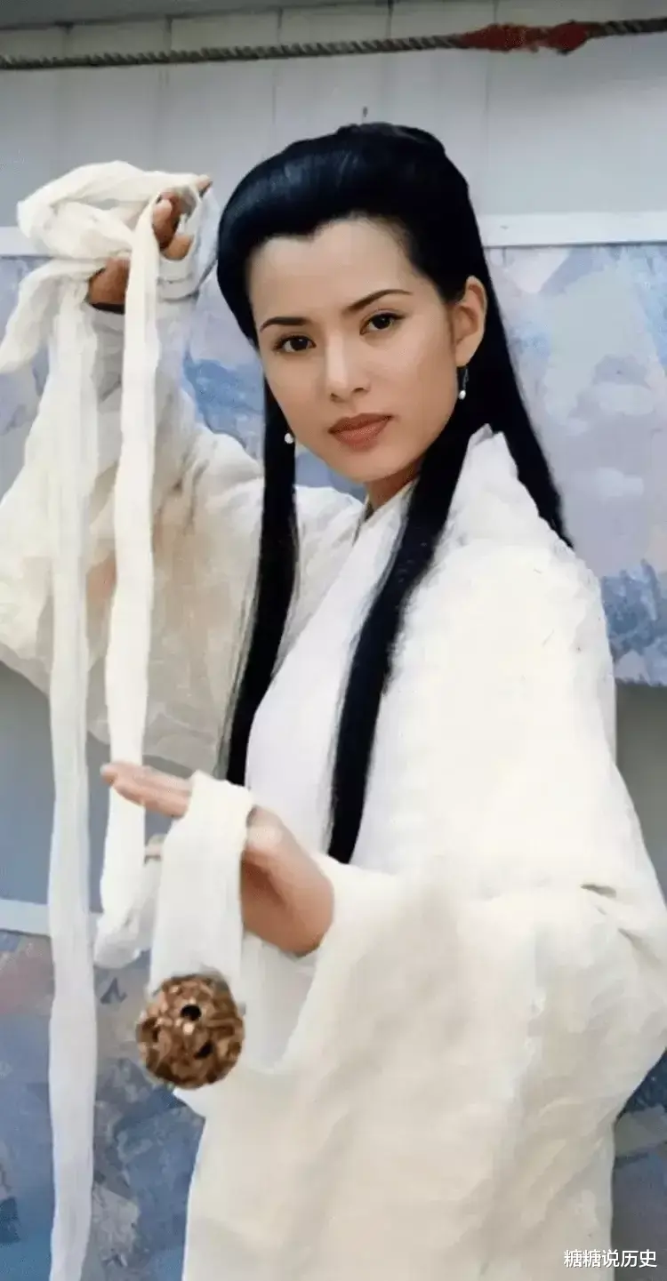 李若彤|李若彤：我不是那种挥霍的人，没有工作也无所谓，反正我又不缺钱