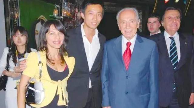 大S|认识30天领证,49天结婚,扒一扒汪小菲,突然明白了大S为何闪婚