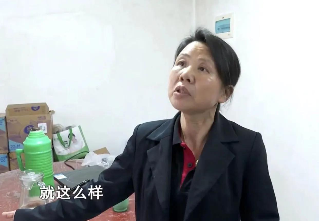 53岁男子打骂妻子20年，锅都打变了形，听到妻子要离婚，给她下跪