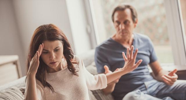 |一些家庭的丈夫收入全部上缴，只留可怜的一点零花钱是真的吗？