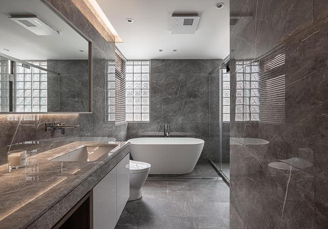 她家的户型改造真的绝:130㎡,轻松拥有“大横厅”和超多储物设计