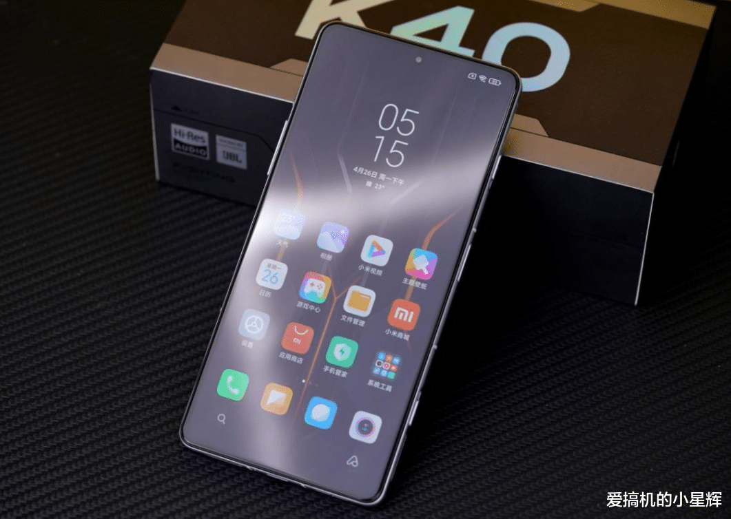 跑分|友商发力，72万跑分+12GB+256GB，跌至1699元，网友开始纠结了