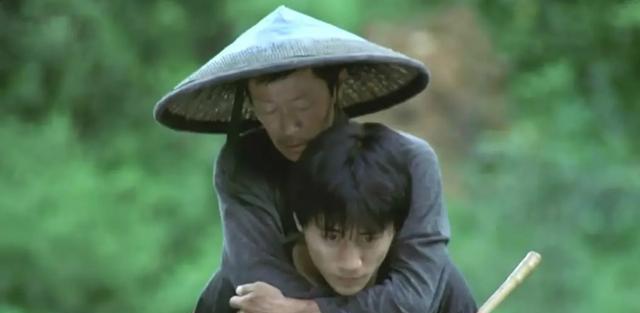 无人问津|22年前,这部国产片无人问津,在日本上映后,票房却卖了8亿