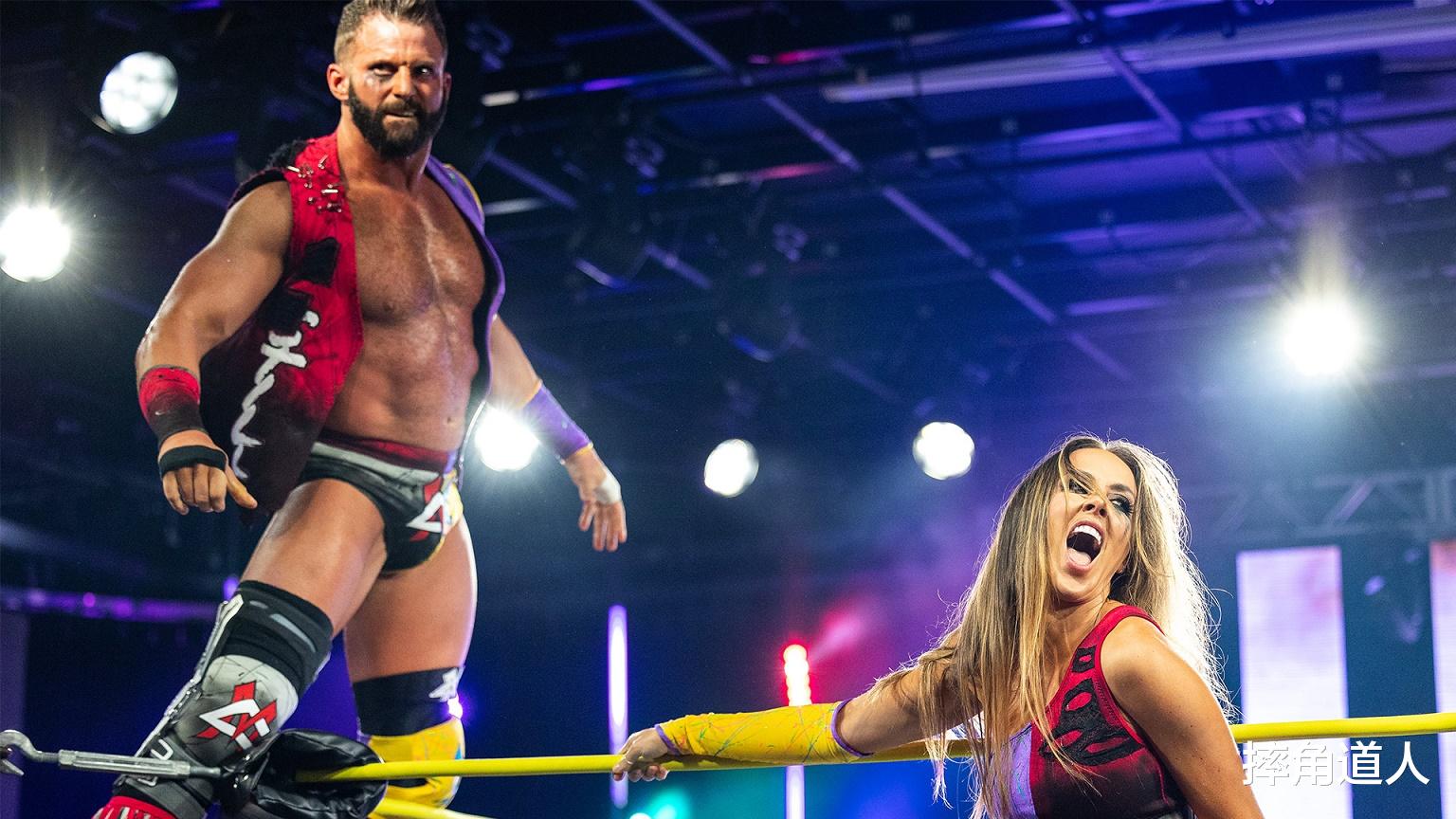 wwe|WWE向前任ROH女子冠军抛出橄榄枝，“长岛冰茶”又成世界冠军了！