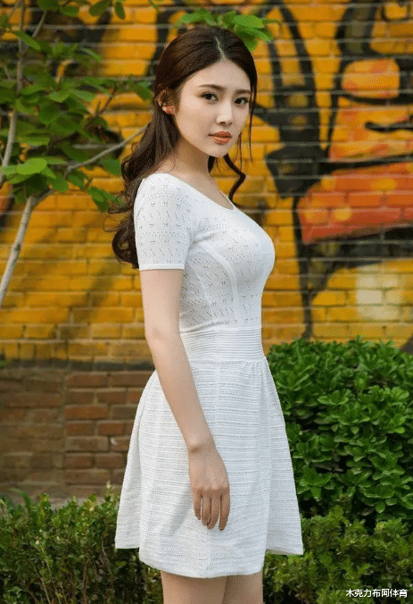 巩俐|筷子腿、排骨胸是浪姐标配?这些珠圆玉润的女星难道不更有味道?