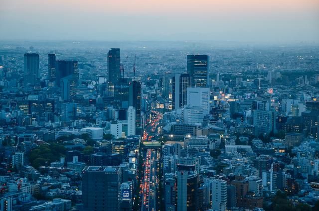 旅行|全世界最漂亮的日落之一，来日本这栋大楼，俯瞰城市美景