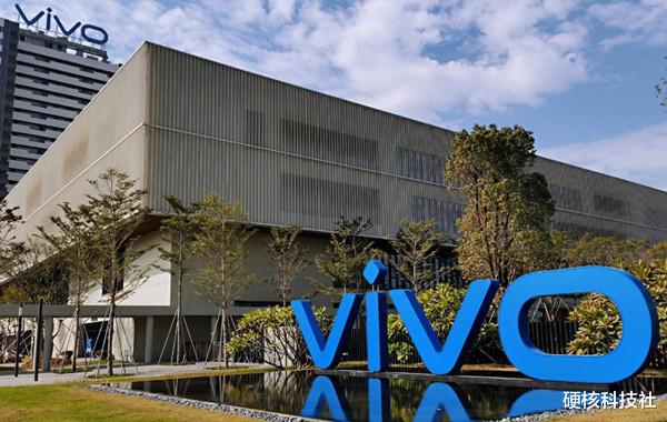 摩托罗拉|中国手机市场大变局：华为遗憾落榜，苹果第四，销量冠军易主