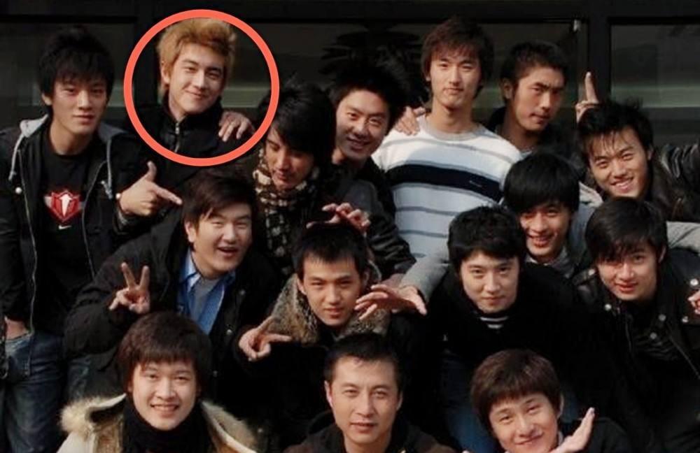 秦岚|34岁林更新:与富二代女友相恋5年,转身和周冬雨蒋梦婕牵扯不断