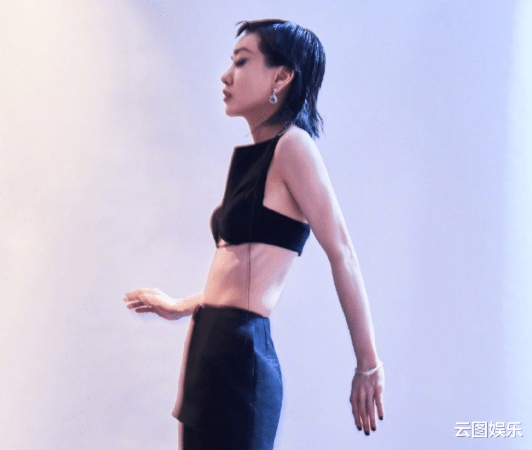 郭采洁|36岁郭采洁被指瘦成纸片人！肋骨突出清晰可见，健康状况令人担心